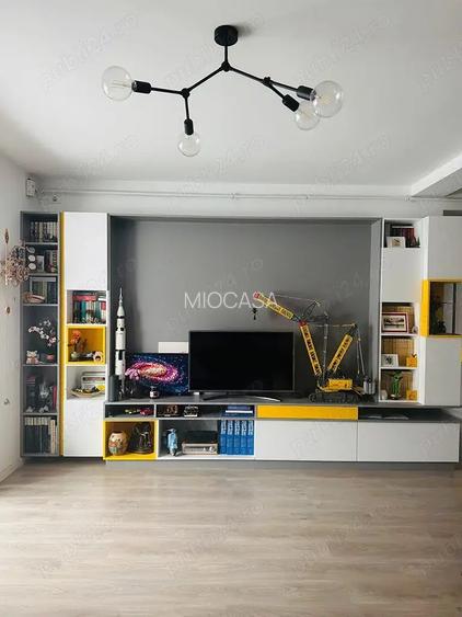 Langa Hotel IQ. 2 Balcoane. Mobilat si utilat. Etaj 1. - 4