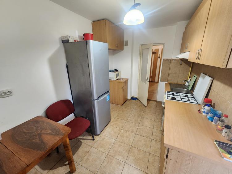 Închiriez apartament pentru 6 persoane Cazare muncitori sau studenți