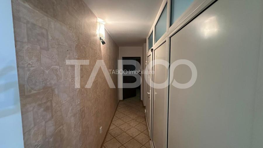 Apartament 3 camere cu balcon mobilat utilat zona Rahovei Sibiu - 10