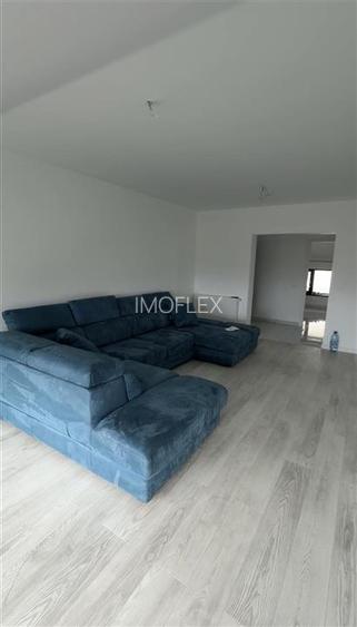 Apartament de vanzare - La Stejari - mobilat partial - 16