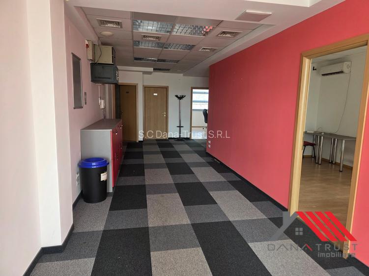Bdul Eroilor  -  SAD Birouri 180 mp – 10 euro/mp - 6