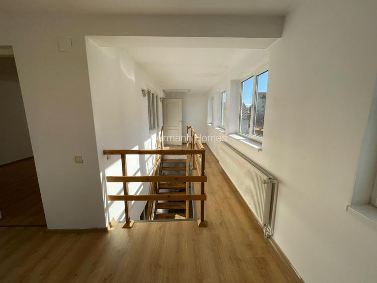 Spatiu pentru afacere sau locuinta – casa cu potential mixt - Terezian - 6