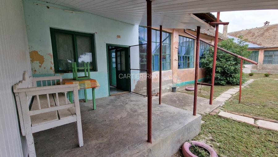 🏡 De vânzare – Casă boierească, Sat Giulvăz (jud. Timiș)- 717 - 10