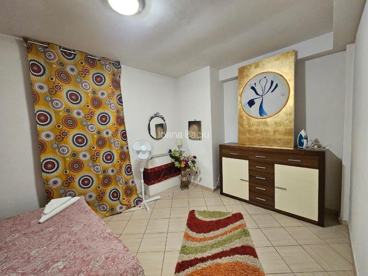 Vila 390 mp, cu piscină, 22 locuri de cazare, P+1+M - 9