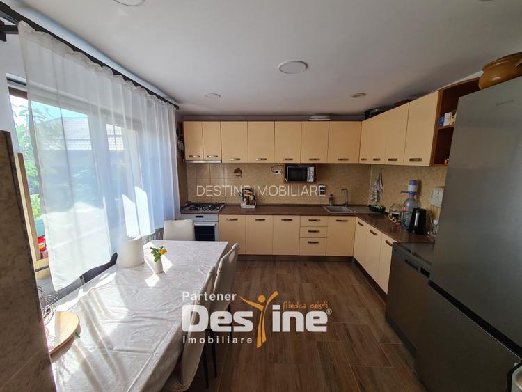 Casa individuala 96,50 mp utili, P+M - 175 mp teren - curte, utilitati- Aviatiei - 7