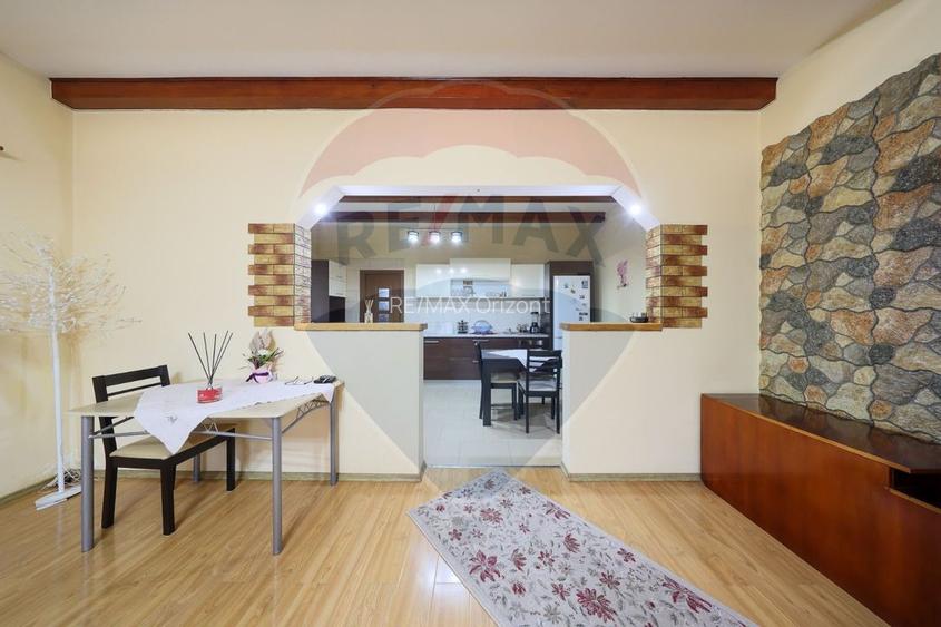 Casă mobiliata si utilata, 2389 mp teren, Sanpetru - 12