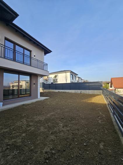 Casa tip duplex, intabulata, fara TVA, la cheie, locatie excelenta, comision 0%! - 12