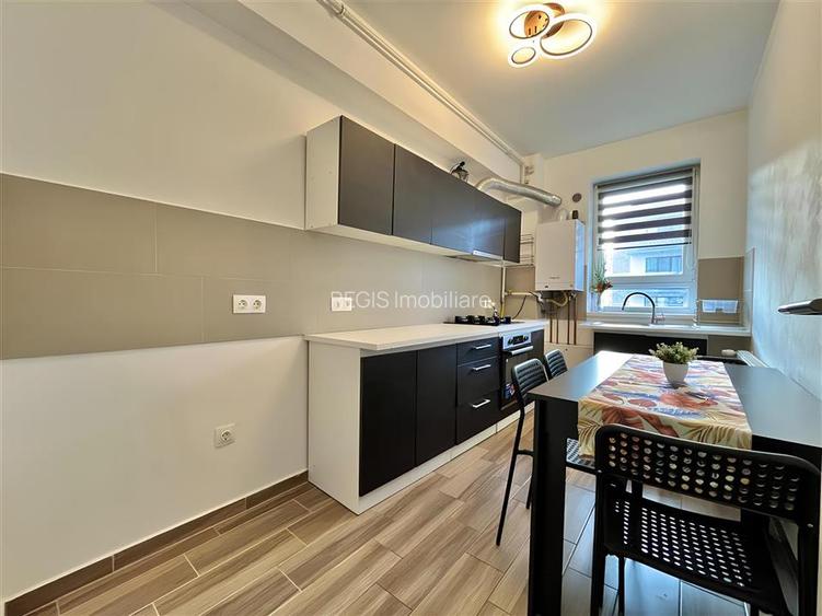 Apartament 2 Camere - Dressing in Qualis cu Parcare - Coresi - 6