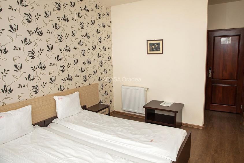 Pensiune, teren 4.460 mp, Hidișelul de Jos, Bihor. 685.000 Euro (neg). - 24