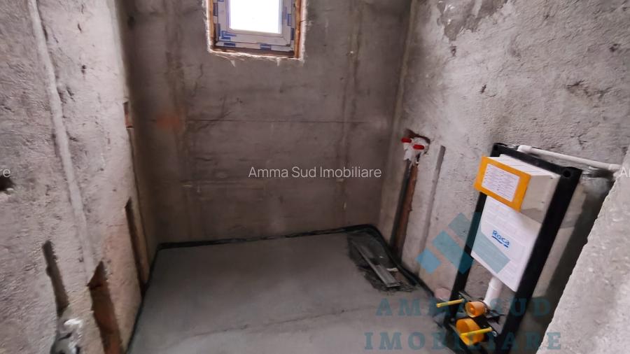 Vila - Spatiu Comercial - P + 1E + M - 360 mp - Orasti / Comuna Frumusani - 21