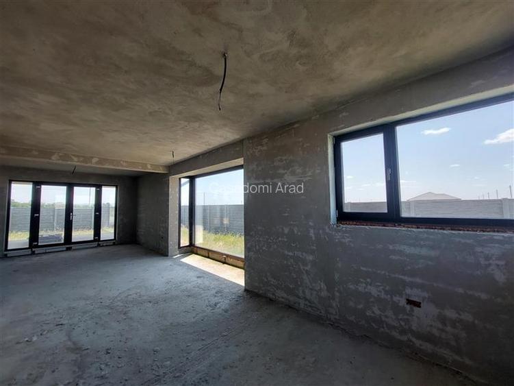 Casa semifinisata, parter, Zimandcuz - 3