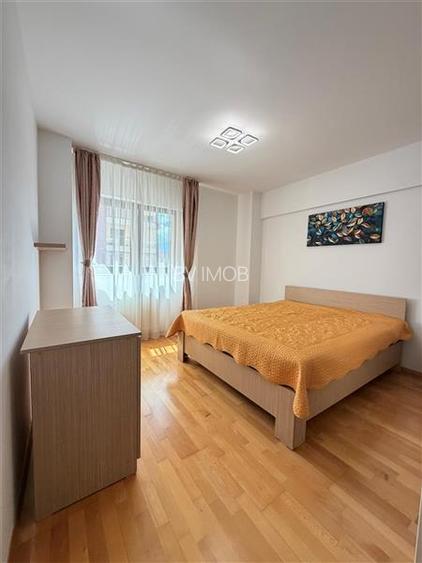 Inchiriere apartament 3 camere, complex Privilegio, parcare subterana - 20