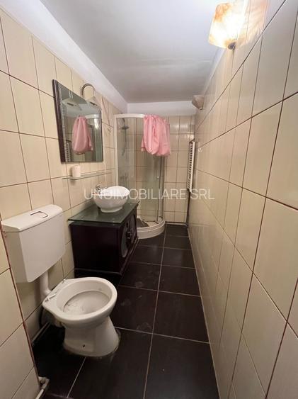 Apartament trei camere - Zona Poliție Gară - 74 mp - 4