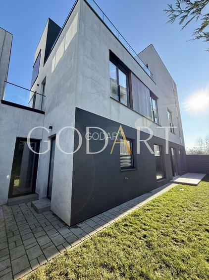RESEDINTA EXCLUSIVISTA | PIPERA | - 32