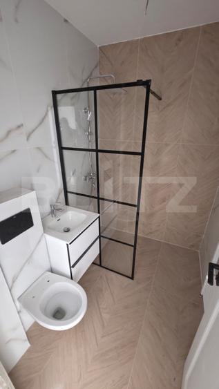 Apartament cu 3 camere, 1 bai, decomandat Calea Moldovei, se vinde finisat