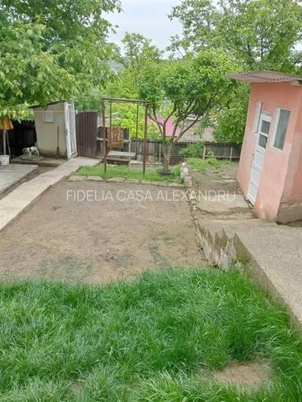 Casa 4 camere , 260 mp teren ,zona Ticau - Iasi - 5