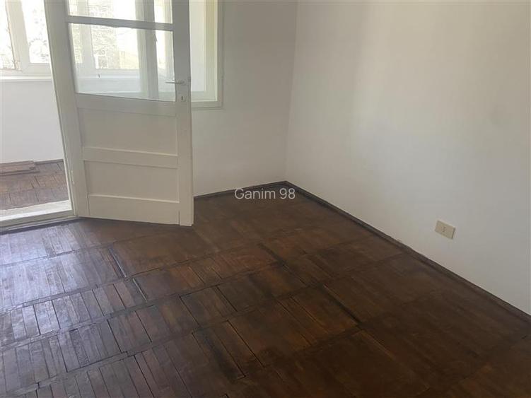Apartament 2 camere , cartier Sud , 54 mp , decomandat , liber , - 4