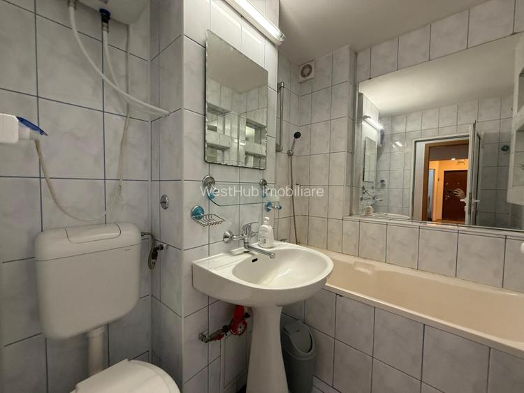 Apartament cu 4 camere, spatios, 80 mp utili - Circumvalatiunii - 9