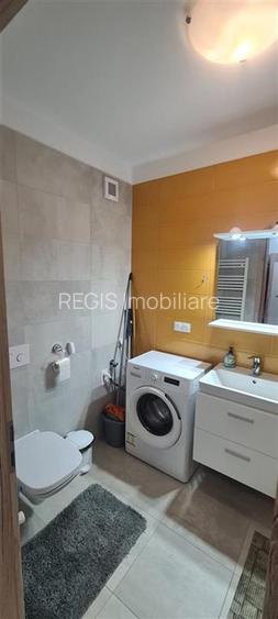 Studio Pietonala Coresi / Loc de parcare / Boxa - 7