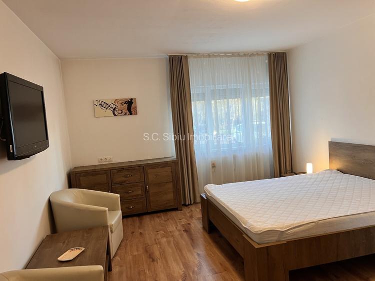 Garsoniera spatioasa 40mp anl Resita  - 2