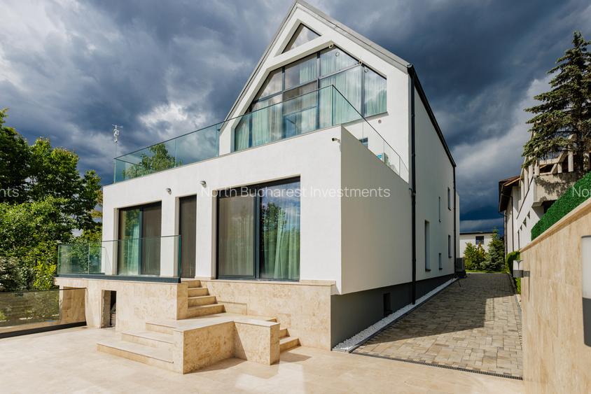 CASA 11 CAMERE - SNAGOV - PISCINA - 4