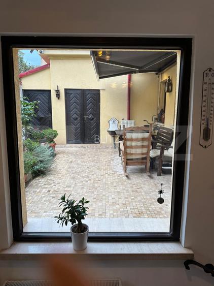 Casă de lux renovată cu priveliște spectaculoasă, în inima Brașovului - 13