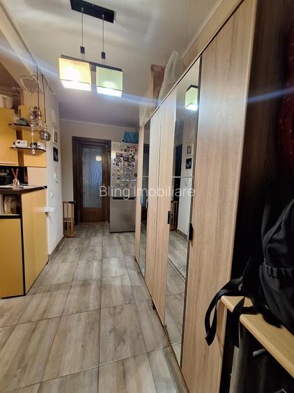 Apartament decomandat, 58 mp, parcare, strada Eroilor - 7