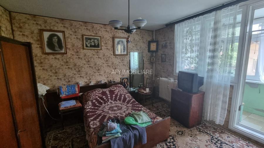 De vanzare Apartament 4 camere Bd. Ctin Brancoveanu, sector 4 - 3