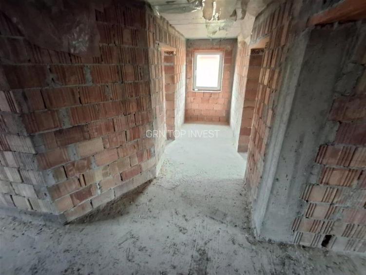 Casa individuala 5 camere 2 bai pivnita 380mp teren in Cisnadie - 9