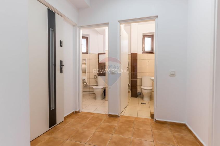 Cladire Mixtă de vânzare 800mp, D+P+3E+M  în Tudor Vladimirescu - Iasi - 11
