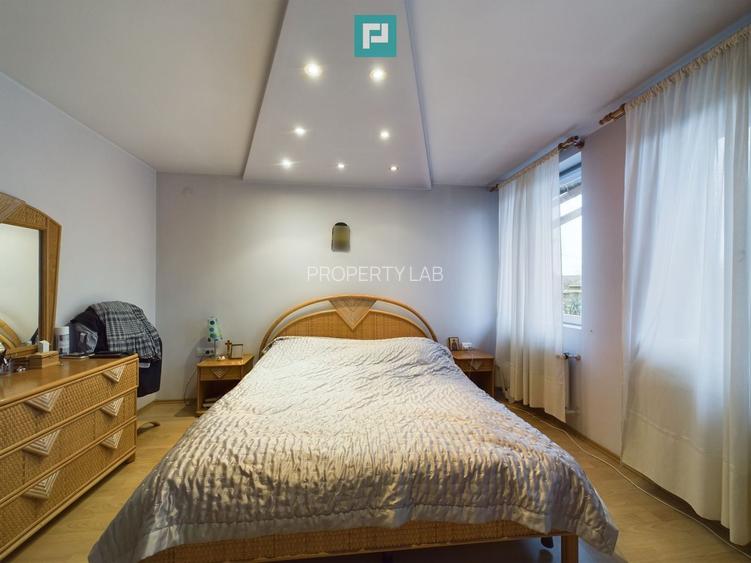 Casă situată Central în Dumbrăvița - 20