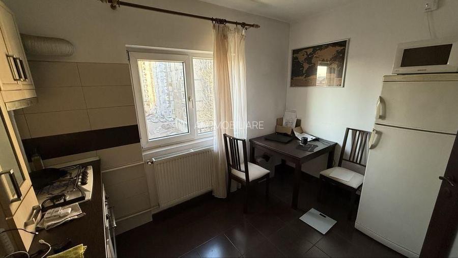 GARSONIERA- BRANCOVEANU, PET-FRIENDLY, PARCARE, BUCATARIE INCHISA - 4