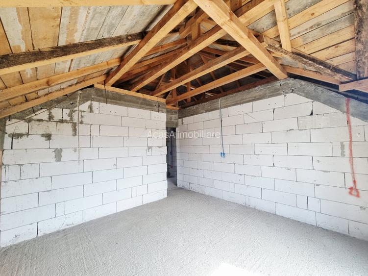 Vanzare vila clasica in Sat Costi, sup 210 mp, P+M, la gri, teren 500 mp - 6