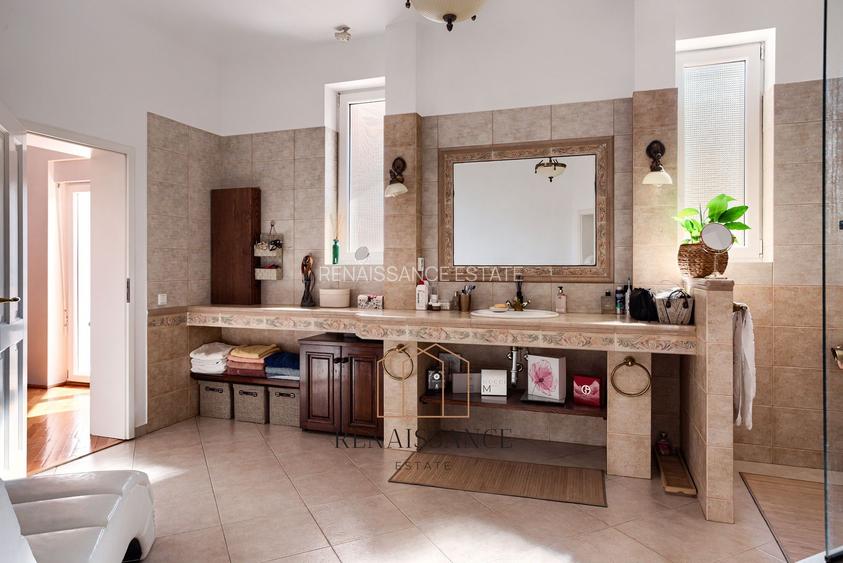 Timisoara - Girocului Vila 12 Camere 4 Bai | 497mp Utili 1373mp Teren - 7