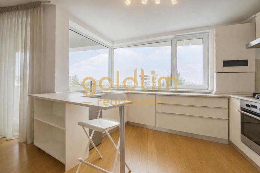 SUPERB/SUPRAFETE GENEROASE/2 BAI - 11