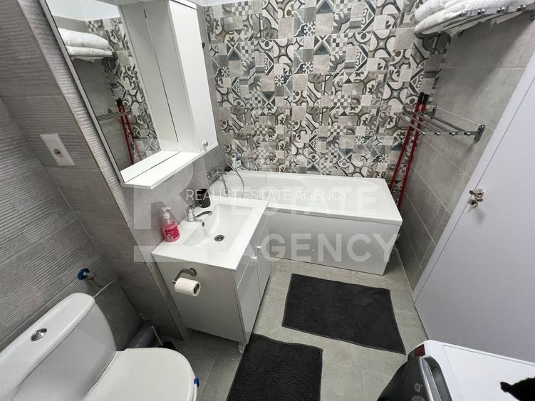 Vânzare, apartament 2 camere, zona Titan - 11