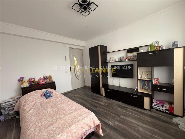 Casa Individuala - 4 Camere 2 Bai - Teren 325 mp - 10