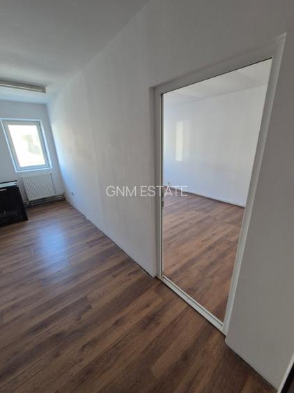 Vanzare Hala P+!  sector 3 Drum intre Tarlale - 16