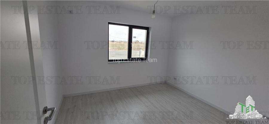 Vila individuala moderna cu 4 camere , 2 bai ,terasa 25mp, incalzire in pardosea - 24