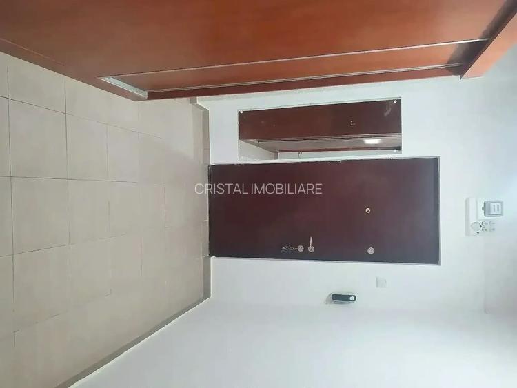 Închirierer Apartament cu 2 camere, parcare, 2 AC, 2 min metrou Titan - 5