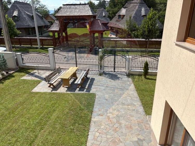 Casă / Vilă cu 5 camere de vânzare - 25