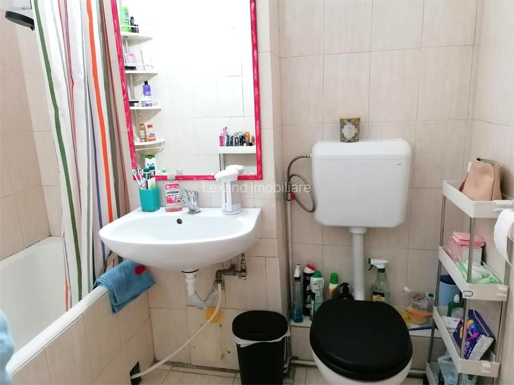 Apartament cu doua camere decomandat,  zona Vlahuta - 5
