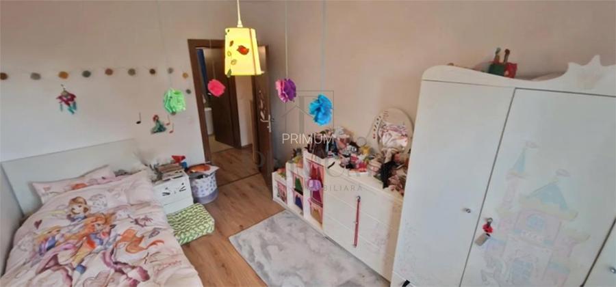 LIPOVEI - 3 CAM - DECOMANDAT - 2 BAI - 2 TERASE - CURTE - PARCARE - ZONA EXCELEN - 8