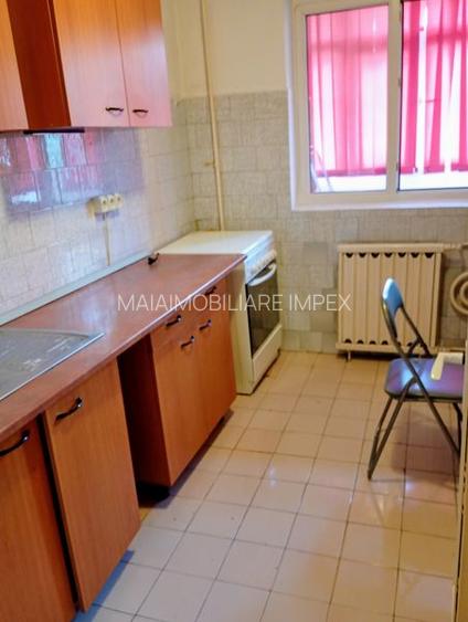 apartament 3 camere de vanzare in zona Ttafic Greu - 5
