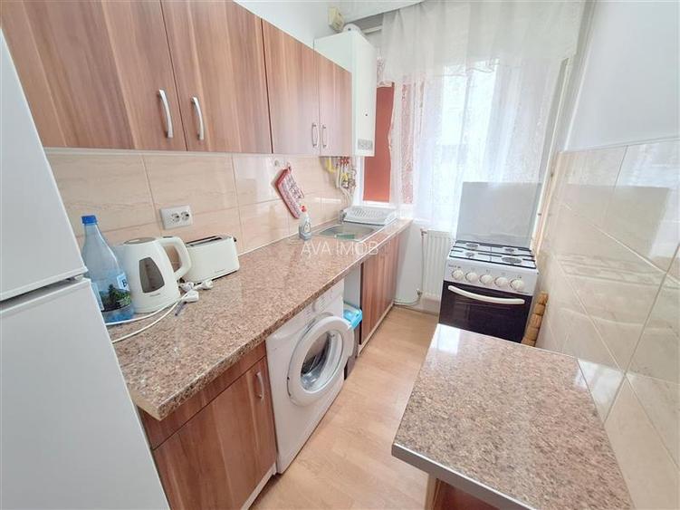 Apartament 2 camere, mobilat si utilat, etaj 2, zona Cora - 18