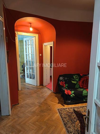 De Vanzare apartament 4 camere Rosetti-Mantuleasa - 2