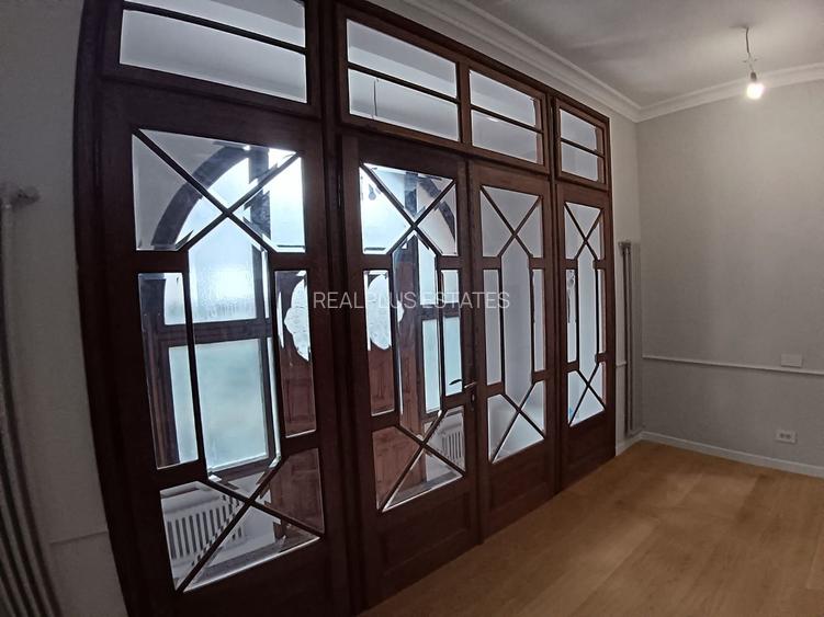 De vanzare apartament 4 camere Lascar Catargiu-Povernei - 12