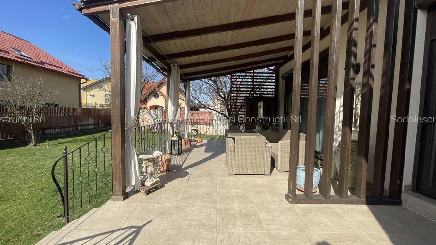 Casa eleganta si luminoasa,situata in zona de case -Mehala - 40