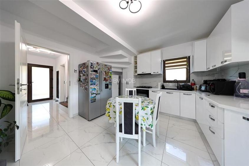 Vanzare Casa la cheie, constructie noua, intabulata,teren 680 mp - 38