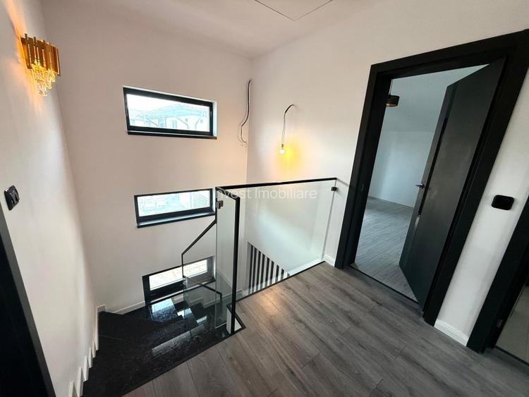 Vila de vanzare cu design deosebit in cartierul Bucium - 18